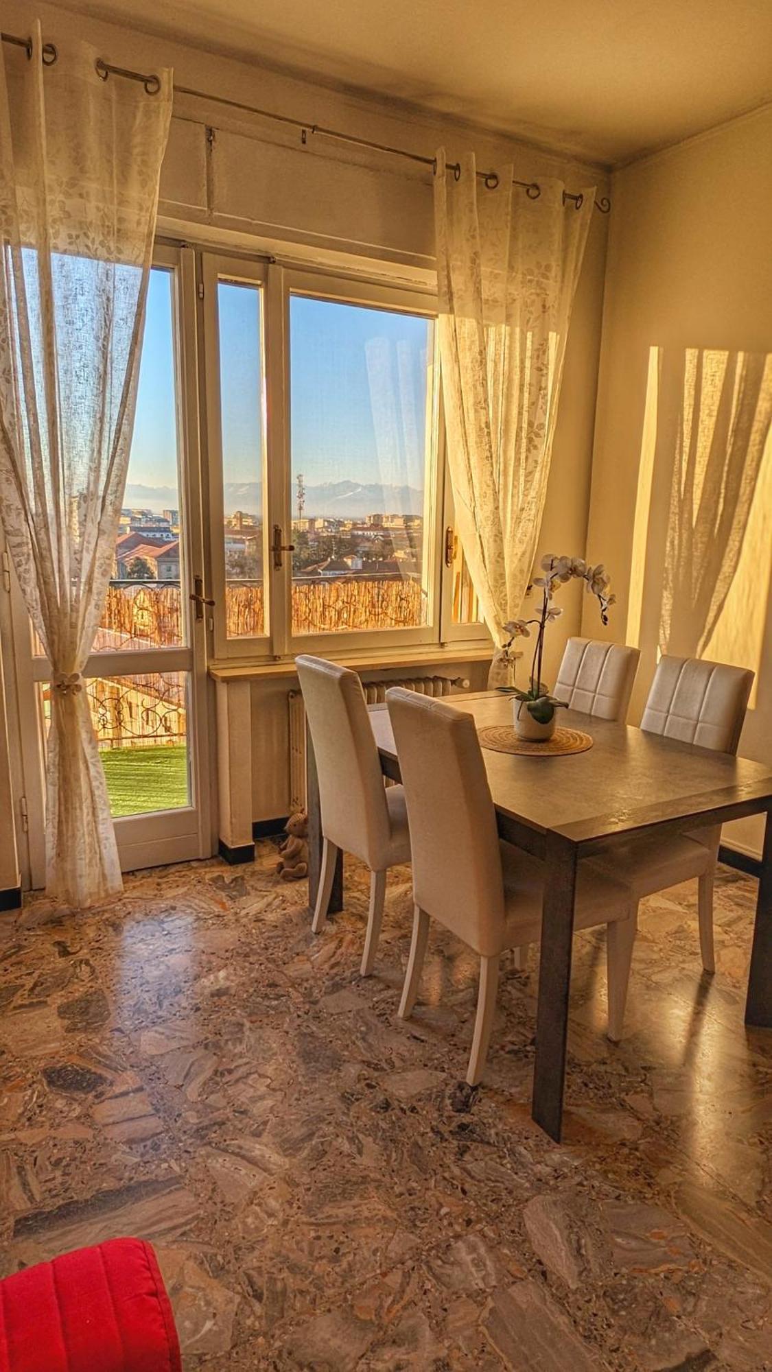 La Terrazza Del Re Daire Vercelli Dış mekan fotoğraf